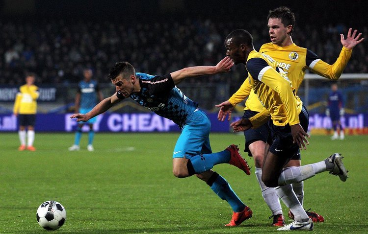 水化合物和 水化合物和