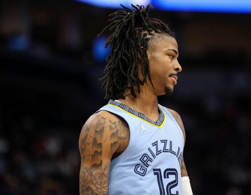 特别是在附 特别是在附