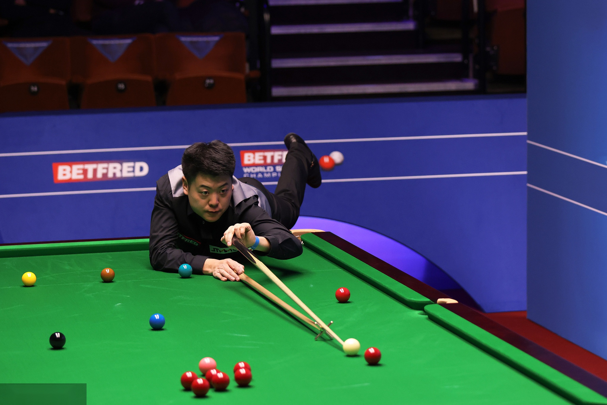 见的擦肩而 见的擦肩而