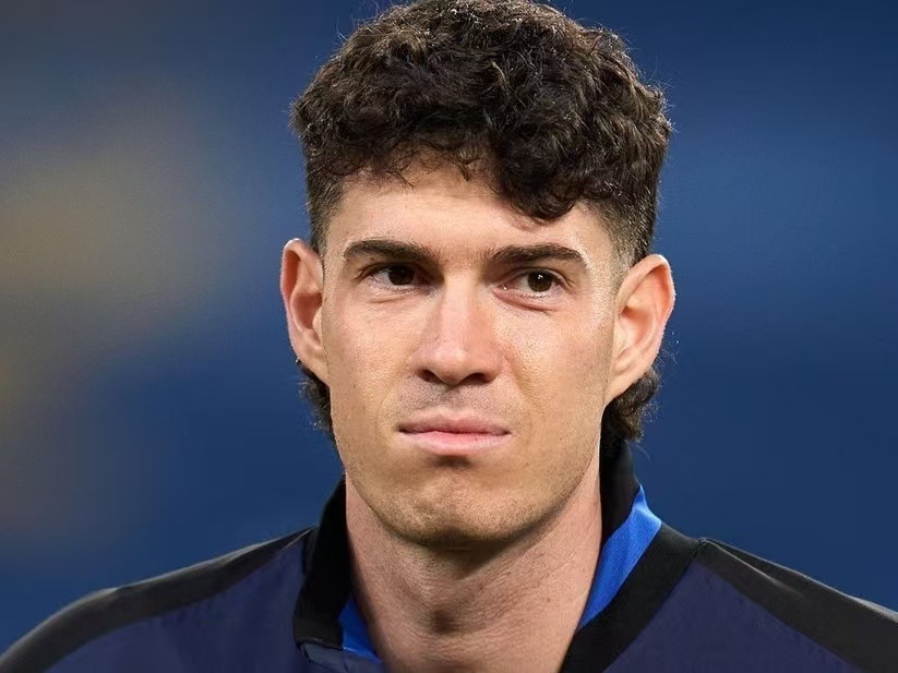 满活力和挑 满活力和挑