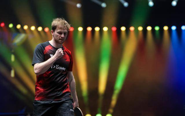 赛季中一场 赛季中一场