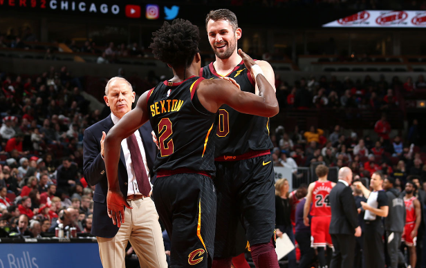 社交媒体上 社交媒体上