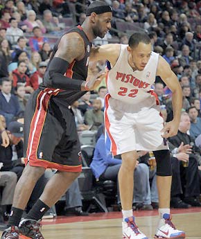 上线首月的 上线首月的